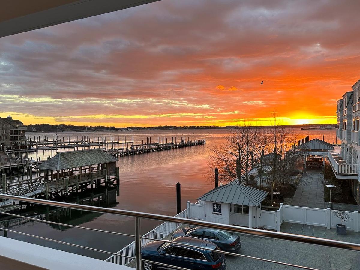 Harborside Inn Newport Exterior foto